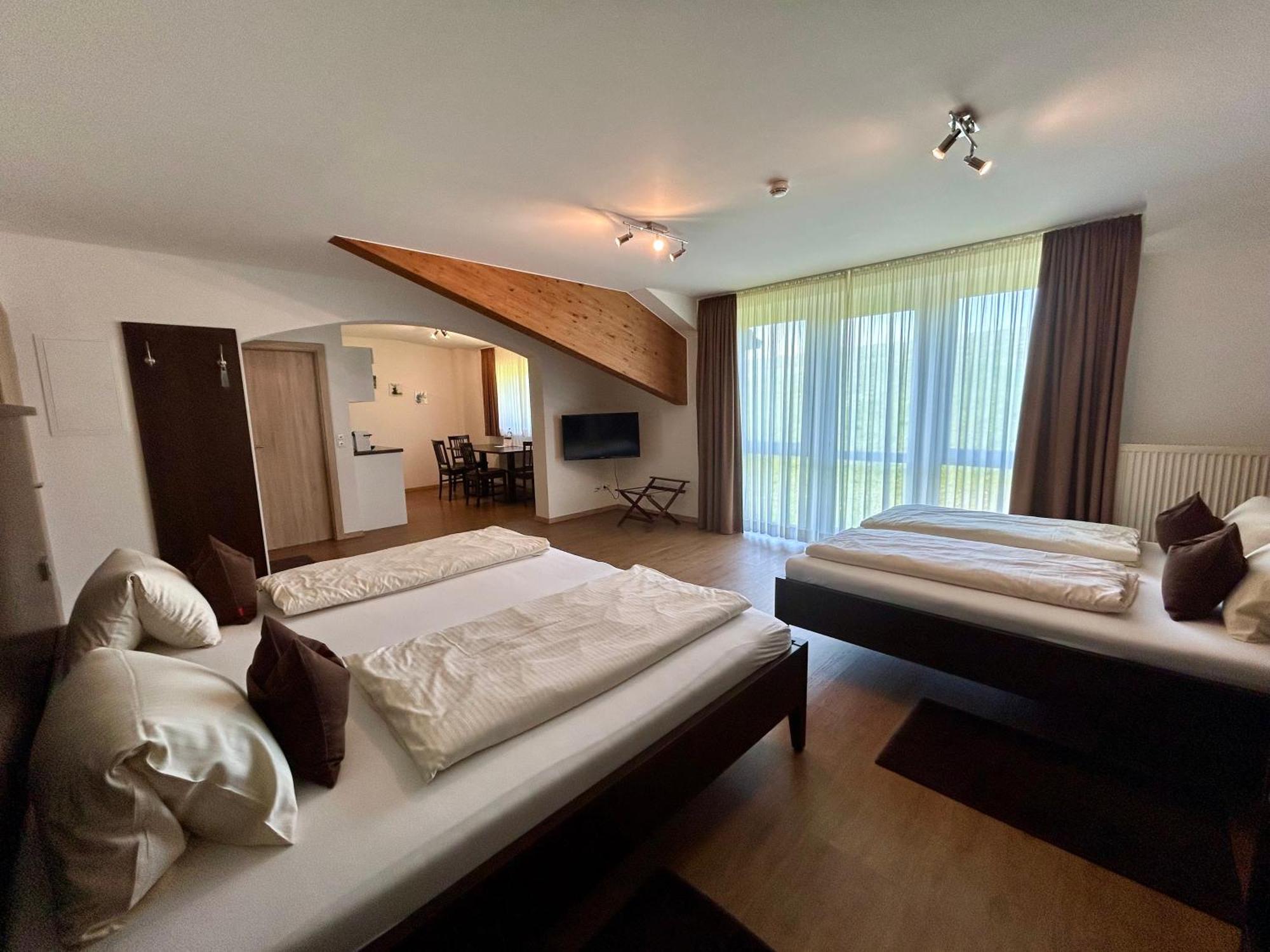 Gaestehaus Am Lindenhain Эрдинг Экстерьер фото