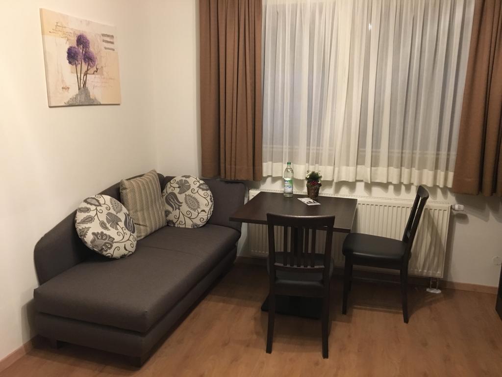 Gaestehaus Am Lindenhain Эрдинг Экстерьер фото